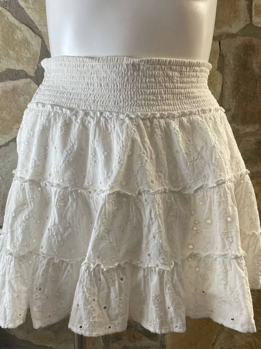 🤍 American Eagle Eyelet Tiered Mini Skirt XL Boho Cottagecore White